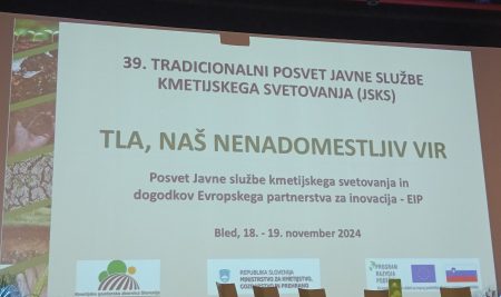 Na posvetu Javne službe kmetijskega svetovanja o pomenu in nenadomestljivosti zdravih tal