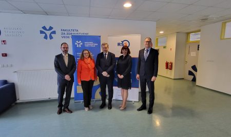 Vladni obisk v Savinjski regiji: minister za visoko šolstvo na obisku Regijskega študijskega središča